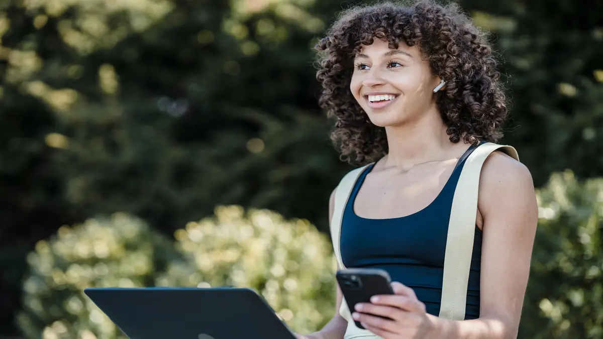 Build Healthy Tech Habits in a Hyper-Connected World