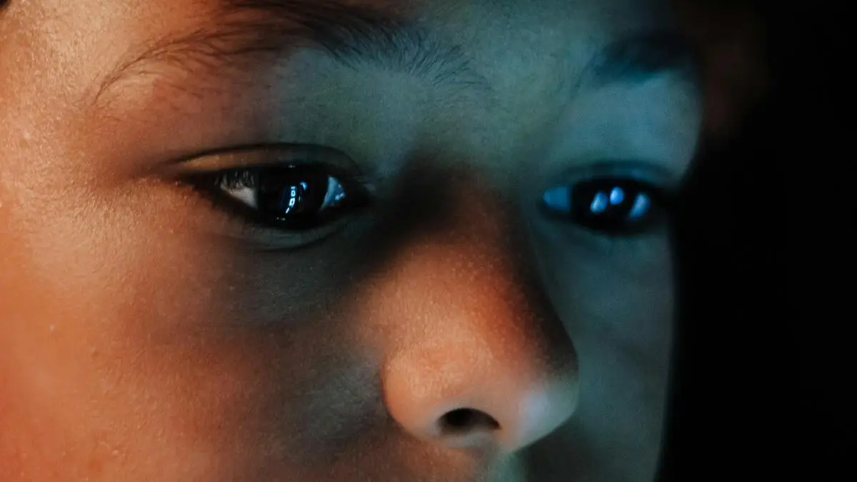 What Is Digital Eye Strain? Symptoms, Causes, and Proven Relief Tips 2 Screen Time