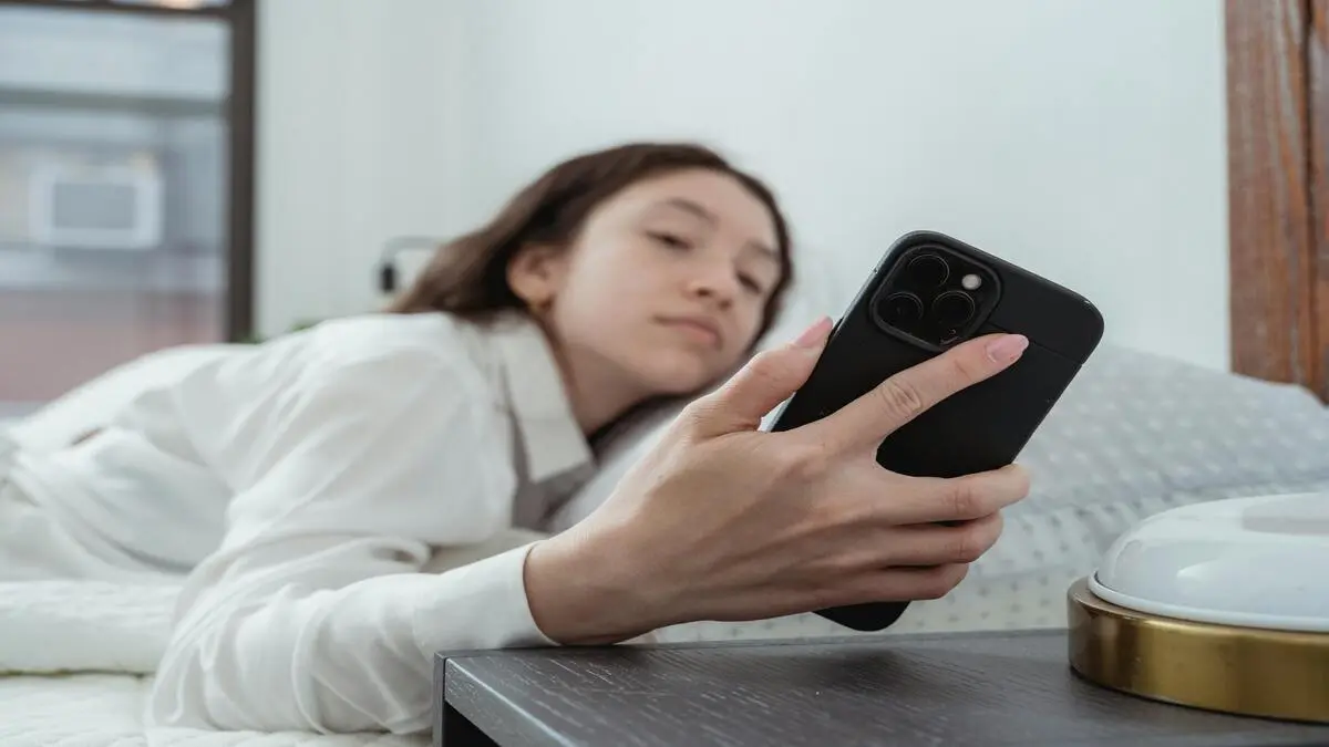 Reducing Morning Phone Use